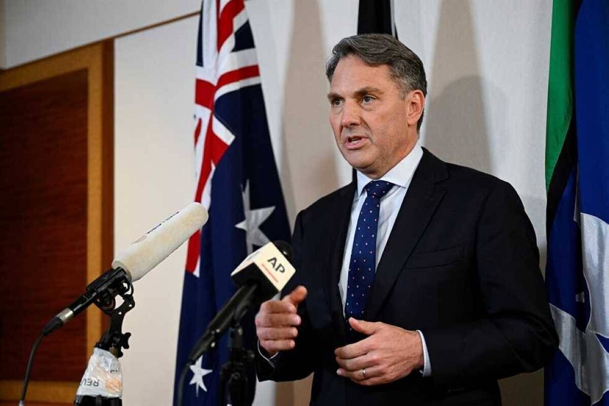 Australian Defense Minister Talks with US Counterpart