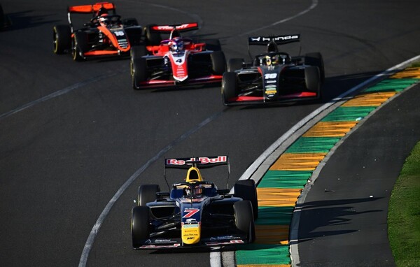 Italo-Argentine driver Mattia Colnaghi debuts in Formula 3 with a point