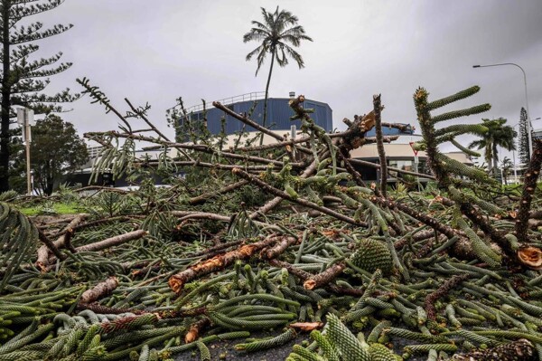 Over 80,000 Homes Lost Power in Australia due to Cyclone