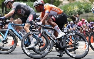 Narvaez Claims Yellow Jersey at Tour Down Under
