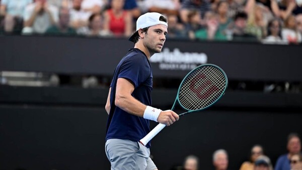 比利时选手科林昂晋级布里斯班网球赛四强